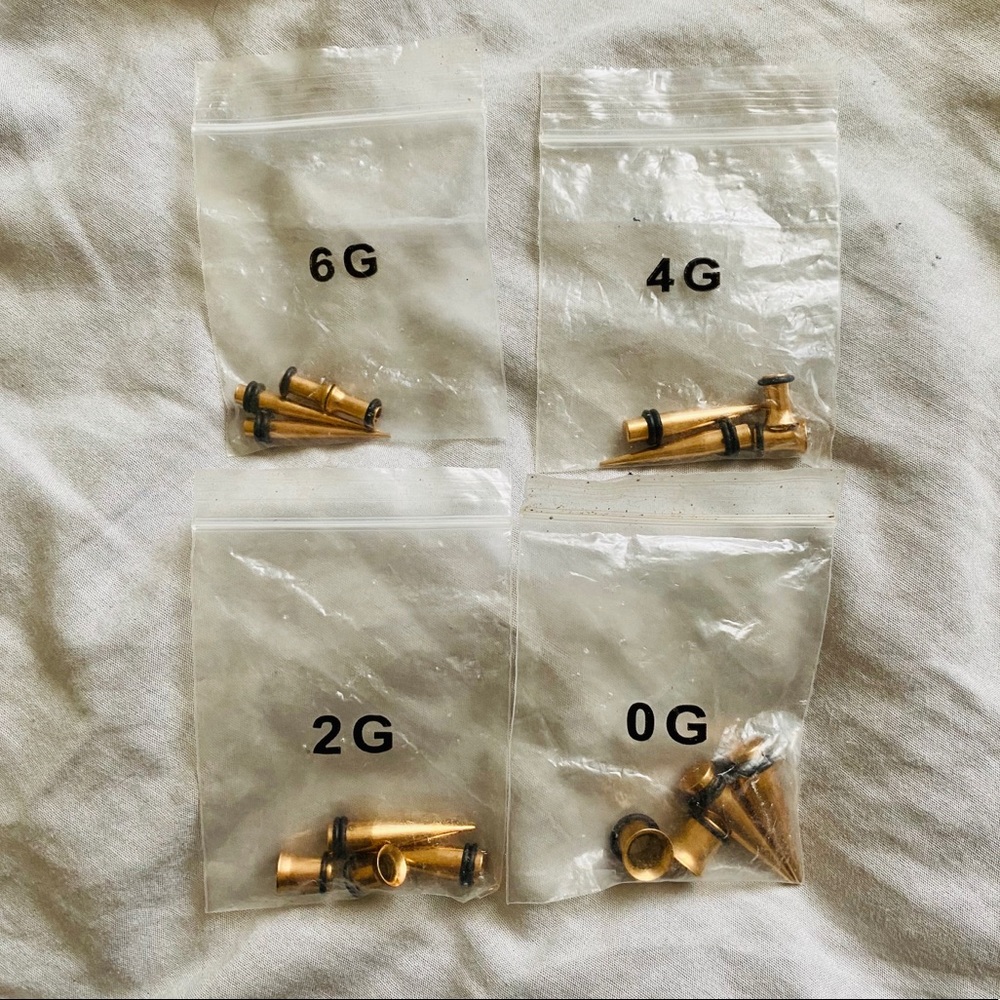 Gauge Stretching Kit Bronze Earrings